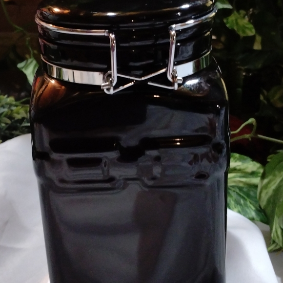 LONGABERGER EBONY COFFEE CANISTER - Picture 4 of 5